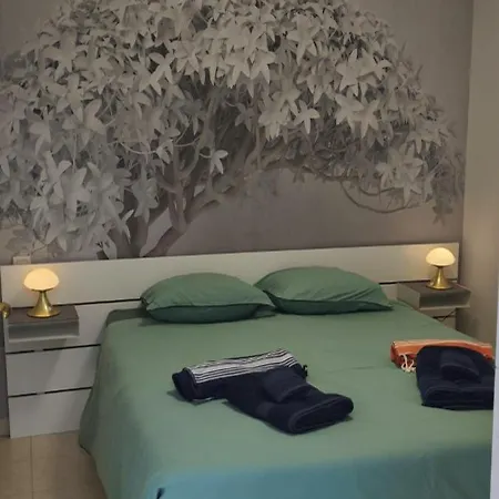 Appartement Cosy 2 Pieces Avec Piscine Et Parking Antibes